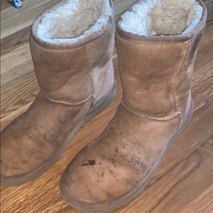 USED UGGS AUTHENTIC !